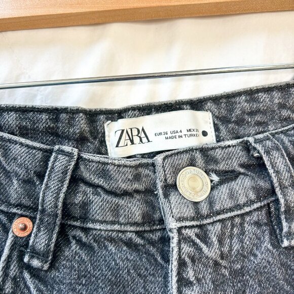 Zara 90s Mom Fit Jeans Women’s Size 4 High Rise Tapered Leg Black Wash Denim - Picture 6 of 7